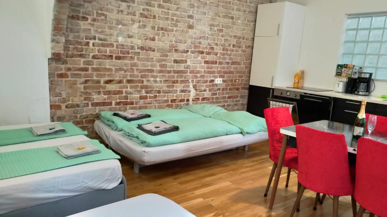 Cozynite Premium Apartment Stadthalle Відень Екстер'єр фото