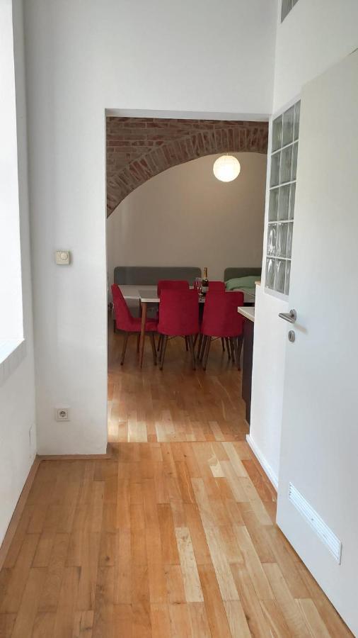 Cozynite Premium Apartment Stadthalle Відень Екстер'єр фото
